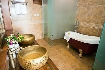 Lijiang Banshan Yunfu Boutique Hostel Luaran gambar